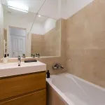Lejlighed Spacious By Opera- 2 Br- 2 Bath- Ac *