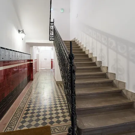 Appartement Spacious By Opera- 2 Br- 2 Bath- Ac