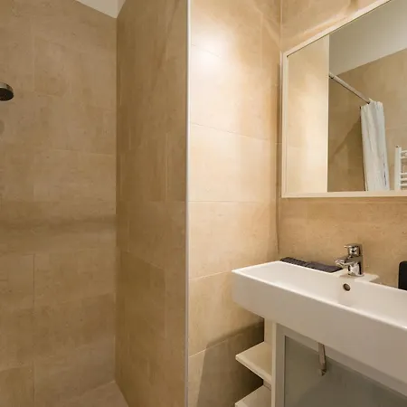 Apartamento Spacious By Opera- 2 Br- 2 Bath- Ac Budapeste