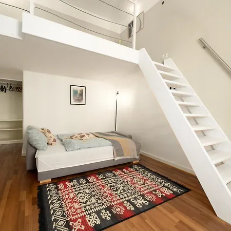 Spacious By Opera- 2 Br- 2 Bath- Ac *